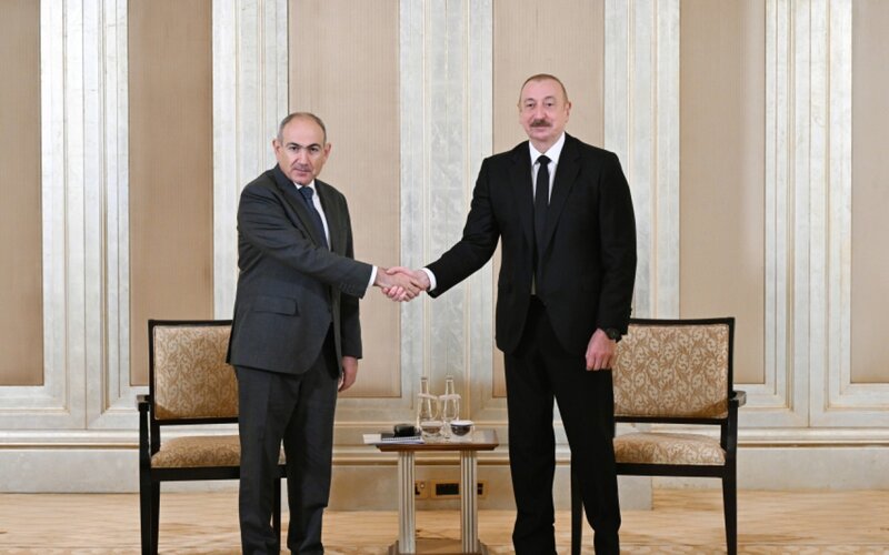 Liderlər bu məsələləri müzakirə ediblər