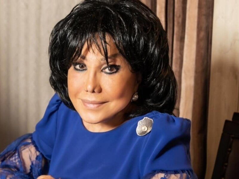 Flora Kərimova Prezidentə hərbi salam verdi - 