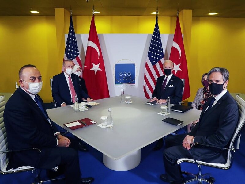 Ərdoğanla Baydenin Romada görüşü başladı