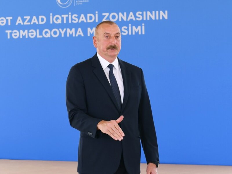 Prezident: 'Xarici şirkətlər daha çox neft-qaz sektoruna sərmayə qoymağa meyillidirlər
