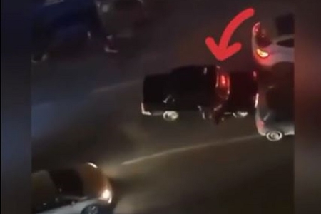 Bakını bir-birinə qatan sürücü tutuldu: Narkotik qəbul edibmiş - VİDEO
