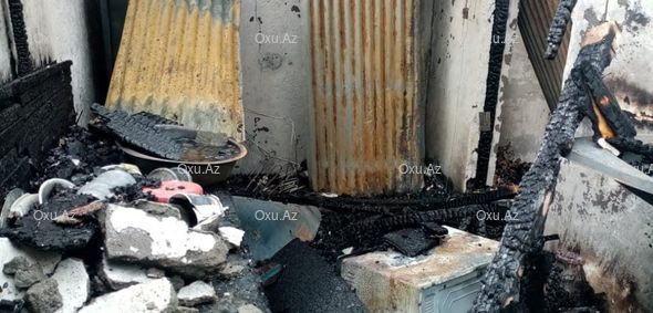 Bərdədə üçotaqlı ev külə döndü - FOTO