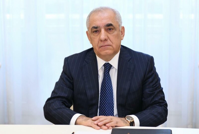 Əsədov Mişustini Azərbaycana rəsmi səfərə dəvət etdi