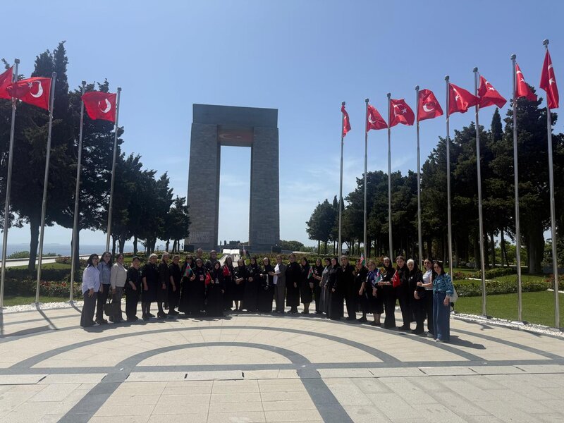 Şəhid ailələri Çanaqqala şəhərini ziyarət ediblər - FOTOLAR