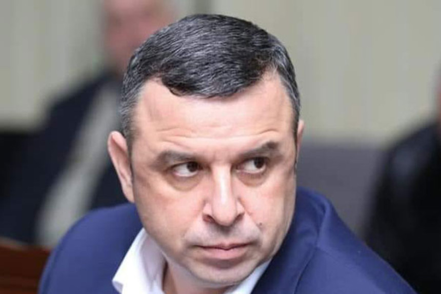 "Kaspi"nin baş redaktoru işdən çıxdı