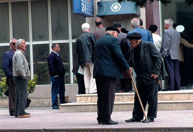 Peyvənd olunmayanların pensiya və yardımları dayandırılacaq? - AÇIQLAMA