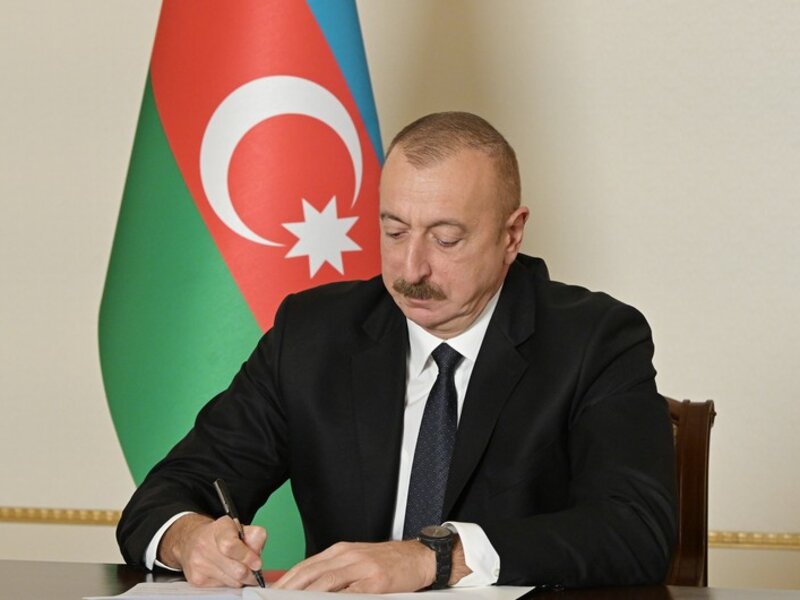 Prezident İlham Əliyev şəhid hərbi qulluqçuları təltif etdi - SİYAHI