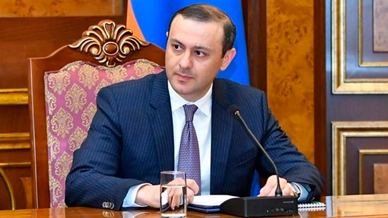 Azərbaycandan müsbət siqnal gözləyirik' - Armen Qriqoryan