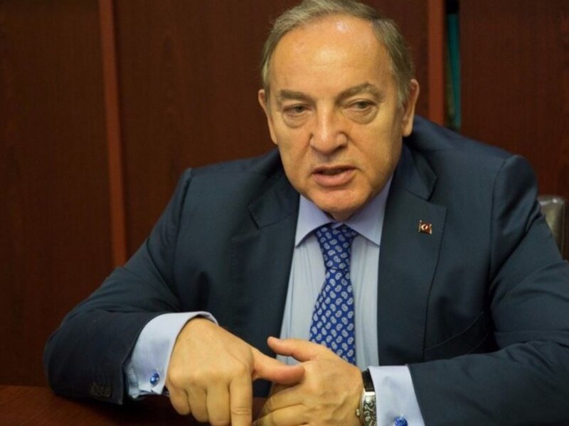 Türkiyənin Azərbaycanda sabiq səfiri 'YAŞAT Fondu'na 12 000 manat ianə edib