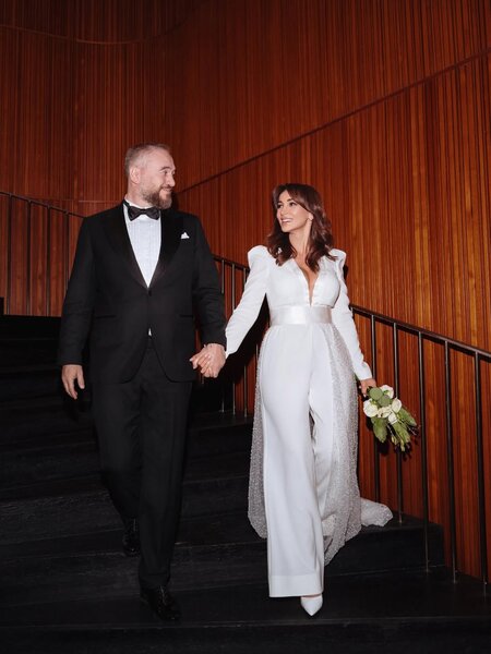 Məşhur teleaparıcı ailə qurdu - FOTOLAR