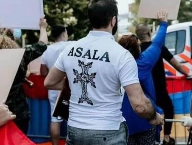 Avropada "dinc erməni etirazı" adı altında terrorçuların tərəfdarları çıxış edirlər - VİDEO