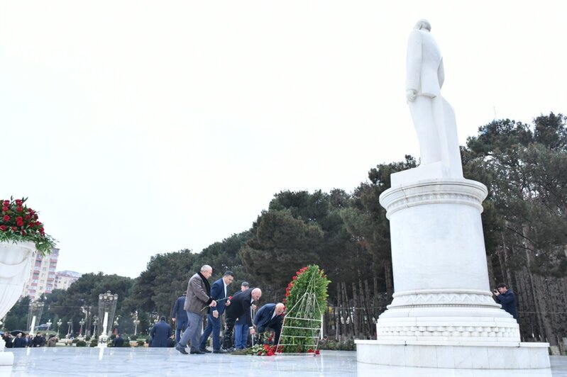 Ümummilli Liderin anım günü Abşeron rayonunda dərin ehtiramla qeyd edilib - FOTOLAR