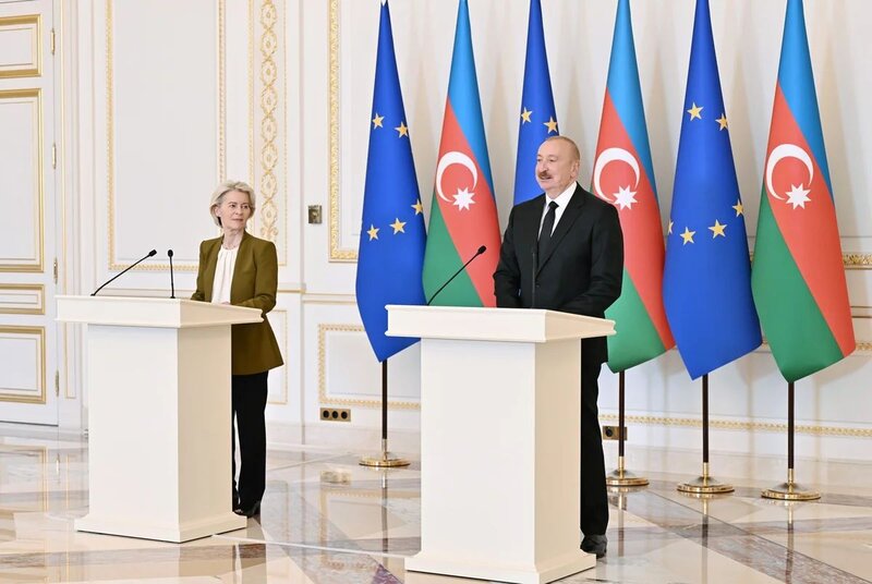 İlham Əliyev və Ursula Fon der Lyayen mətbuata bəyanatlarla çıxış ediblər