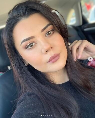 Bu balaca qızcığaz görün indi hansı məşhurumuzdur?