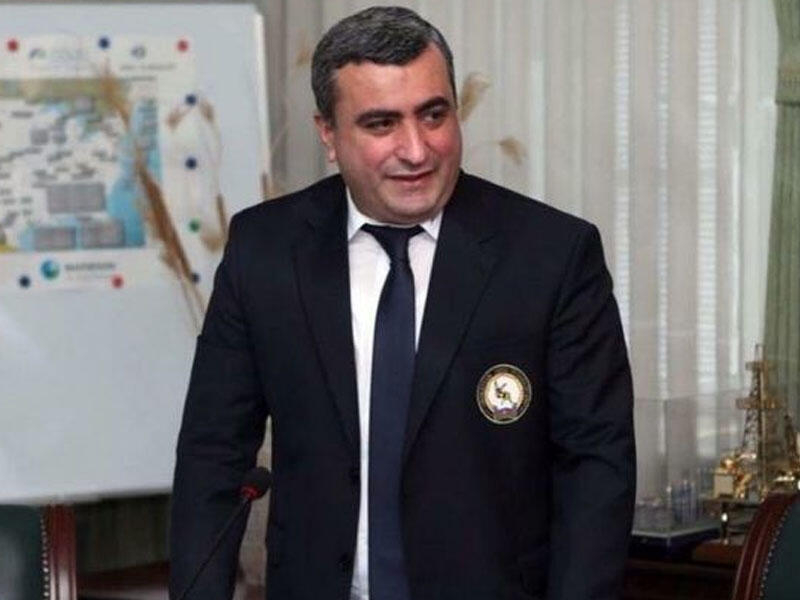 Elnur Əşrəfoğlunun vəziyyəti ağırdır