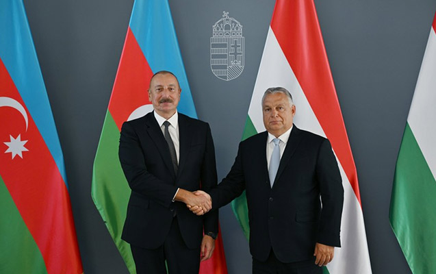 Viktor Orban da İlham Əliyevi təbrik etdi