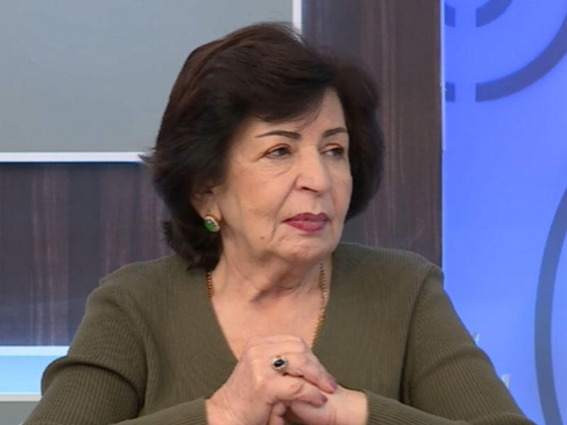 Yaxınlarını koronavirusdan itirən Kübra Əliyeva: 'Yaslarına getmirəm, qorxuram