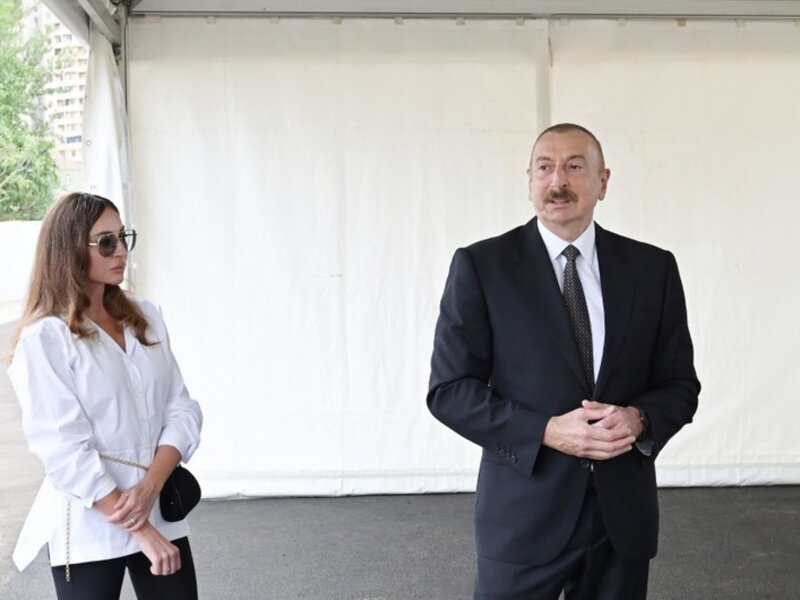 İlham Əliyev və Mehriban Əliyeva Zooloji Parkın yenidənqurmadan sonra açılışında