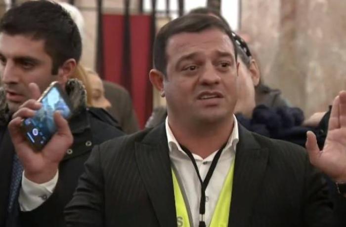 Ata Abdullayev məmurdan pul tələb etməsi epizodu ilə bağlı ifadə verdi