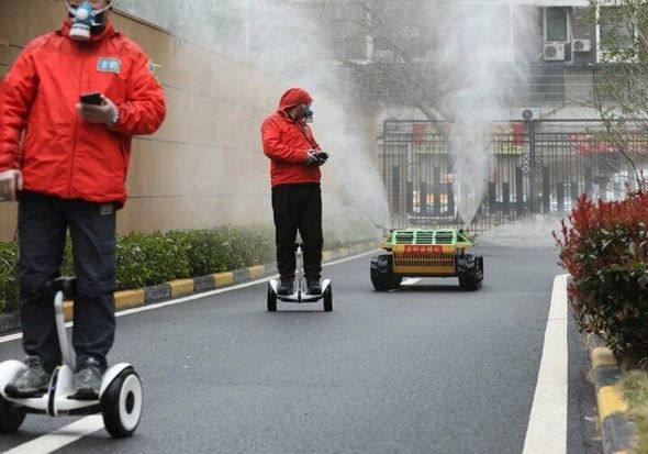 Koronavirusla mübarizə üçün robot yaradıldı - FOTO