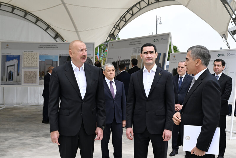 Prezidentlər Şuşa məscidində tikinti işləri ilə tanış oldular - Fotolar
