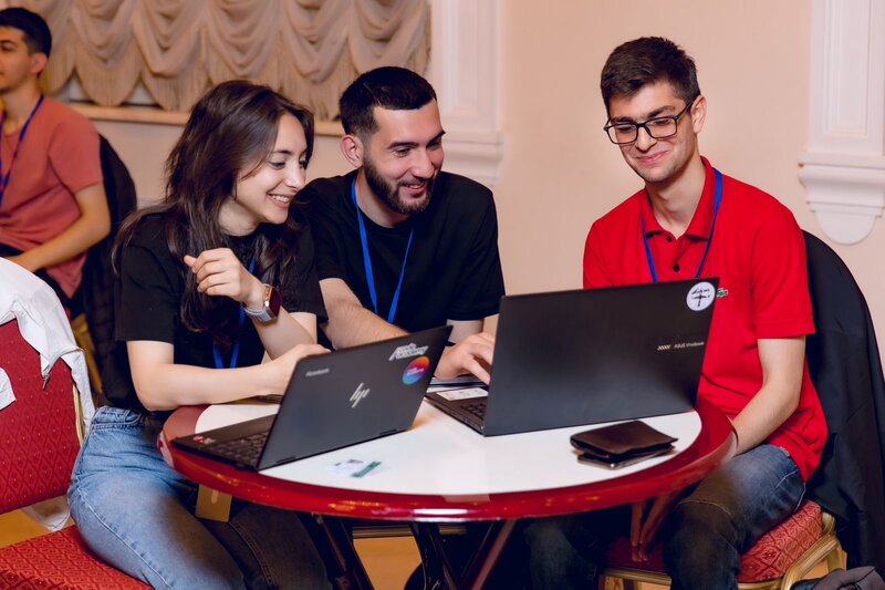 Bakıda 'Smart Hackathon'un açılışı baş tutdu - FOTOLAR