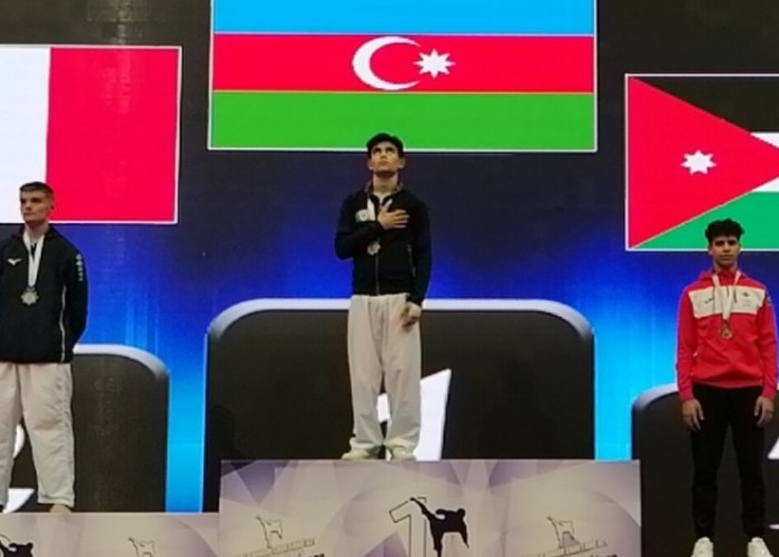 Karateçilərimiz dünya çempionatında 3 medal qazandı