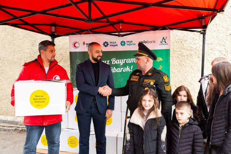 Yelo Bank-dan aztəminatlı ailələrə bayram sevinci