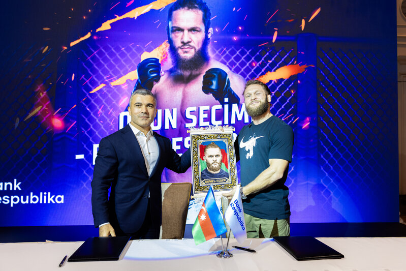 UFC ulduzu Rafael Fiziev Bank Respublikanı seçdi - FOTOLAR