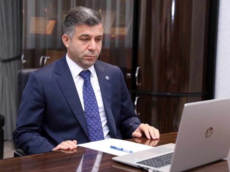 Ruslan Əliyev: 