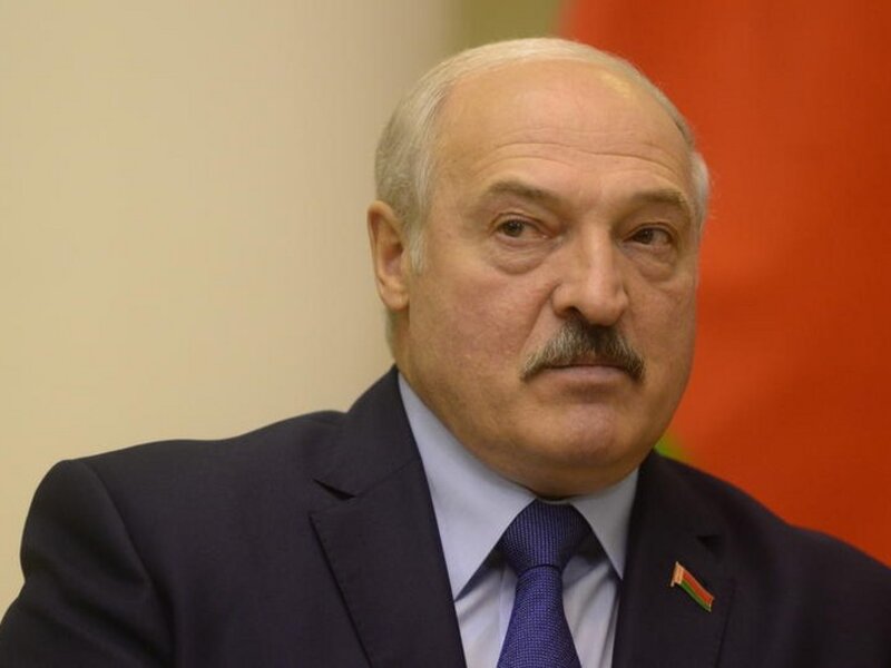 Lukaşenko: 'Tezliklə prezident postundan gedəcəyəm