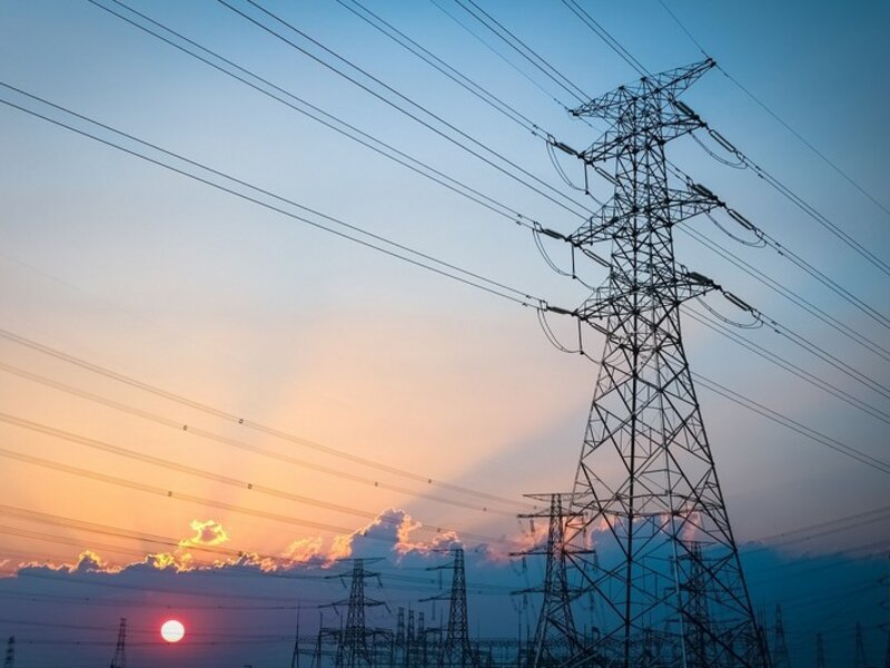 İran Azərbaycan və Rusiya ilə elektrik şəbəkəsini sinxronizasiya etməyə hazırdır