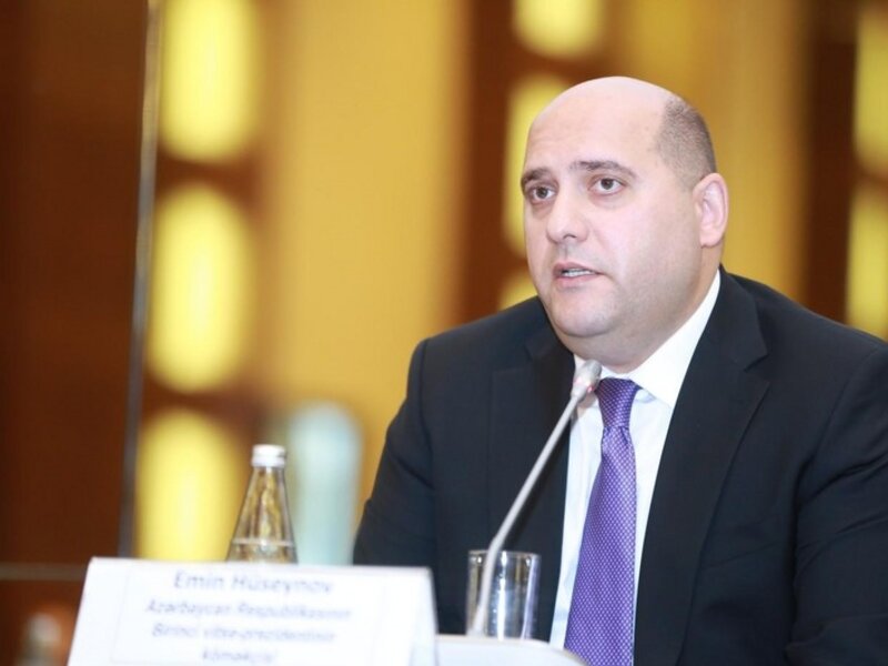 Emin Hüseynov: 
