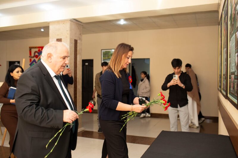 Humanitar Kollecdə Zəfər günü qeyd edildi - FOTOLAR