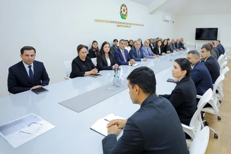 Yeni nazir kollektivə təqdim olundu - FOTOLAR