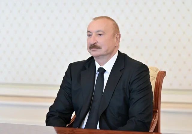 İlham Əliyev bir sıra beynəlxalq qurumların rəhbər şəxslərini qəbul edib - FOTO