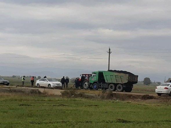 Ağdama yol çəkilir - FOTO
