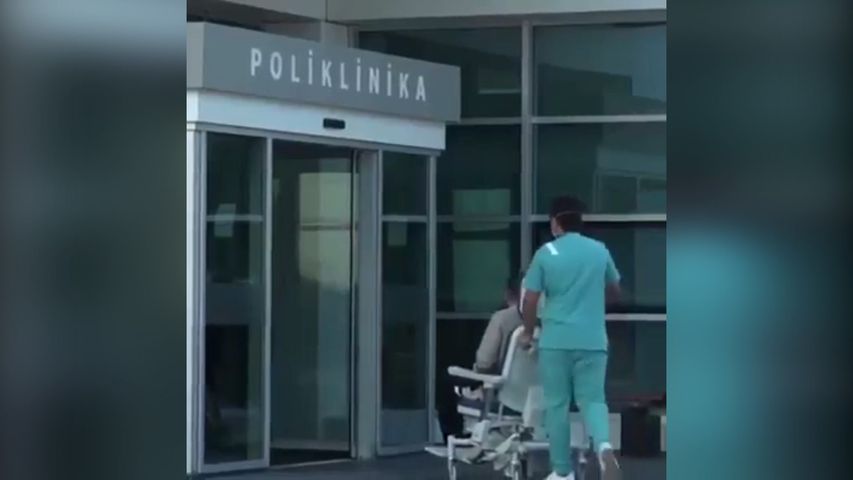 "Bona Dea" Beynəlxalq Hospitalı cəbhəyə bir milyon manatlıq tibbi yardım göndərib - VİDEO