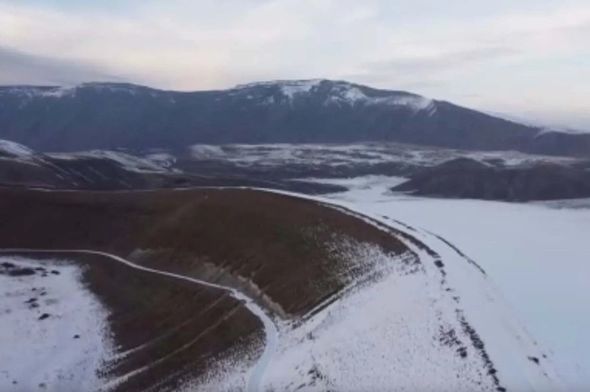 Türkiyədəki Nemrud krater gölünün qış mənzərəsi - FOTO