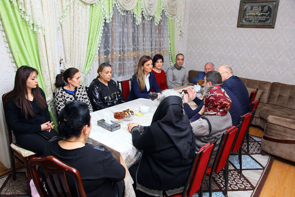 Deputatlığa namizəd Könül Nurullayeva hər bir seçicisi ilə görüşmək niyyətindədir - FOTO/VİDEO