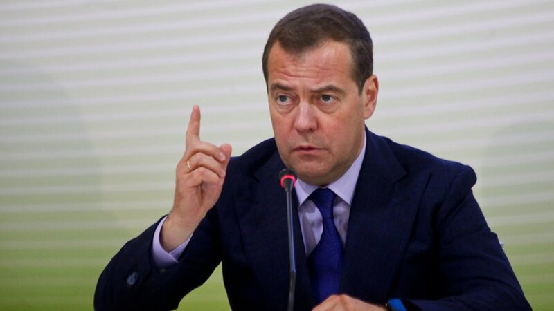 Medvedev dünyaya səsləndi: 