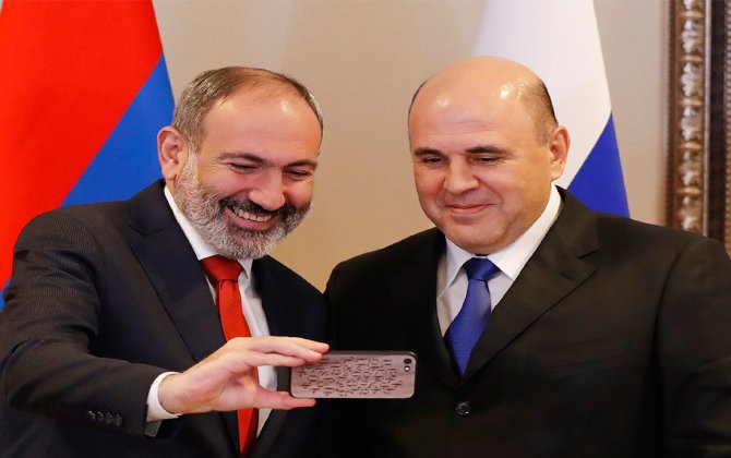 Paşinyan Rusiya baş naziri ilə danışdı