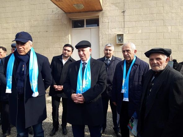 Nizami Səfərov seçiciləri ilə görüşlərini davam etdirir - FOTO