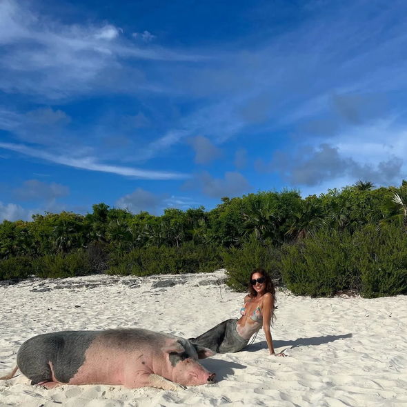 Keçmiş sevgililər Bredli Kuper ilə İrina Şeykin çimərlikdə görüntüləri yayıldı - FOTO