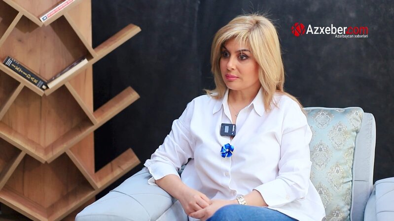 Beləsinin qəbri üstündə ağlamayasan' - Rövşanə