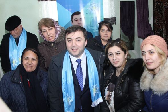 Emin Hacıyev seçiciləri ilə görüşüb - FOTO