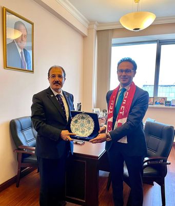 Türkiyə səfiri Ramil Həsəni Milli Məclisdə ziyarət etdi– FOTO