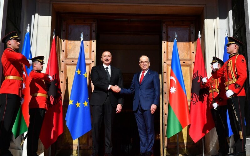 İlham Əliyev: 'Bu gün Azərbaycan qazı Avropanın enerji təhlükəsizliyinə öz töhfəsini verir