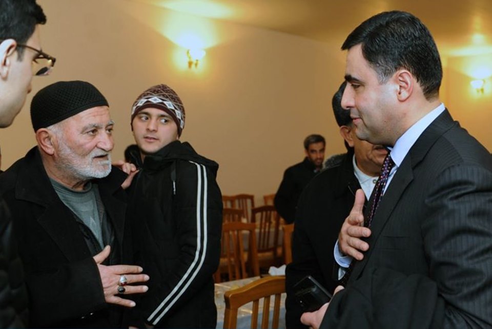 Gülmirzə Cavadov seçiciləri ilə görüşlərini davam etdirir - VİDEO