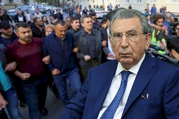 Vətənə, dövlətə xəyanətkar və satqın mövqedə olanlar qanunlar qarşısında cavab verməlidirlər - Vüqar Rəhimzadə